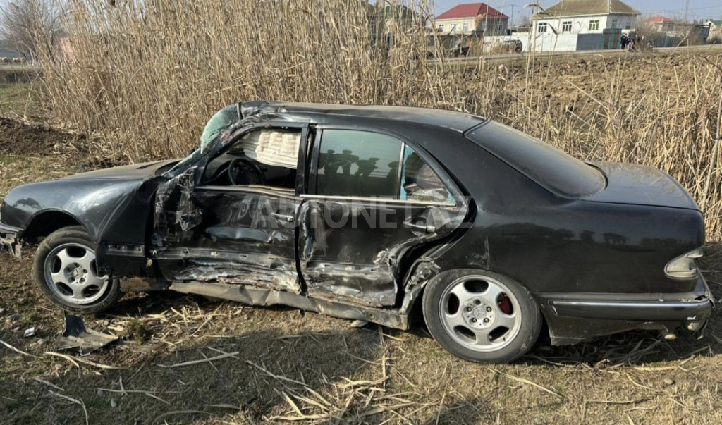 Mercedes E 220 2000