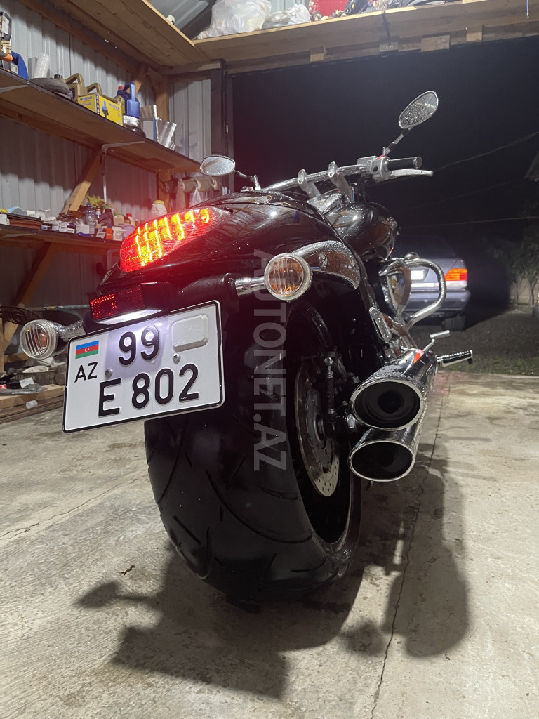 Suzuki Intruder 2013