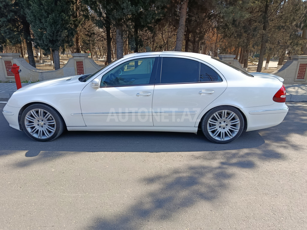 Mercedes E 240 2002