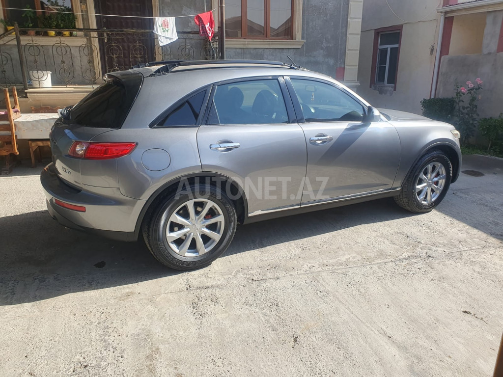 Infiniti FX35 2006