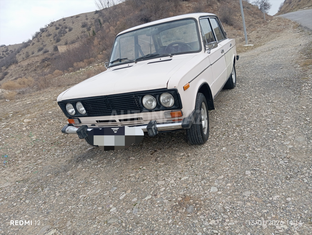 LADA (VAZ) 2106 1988