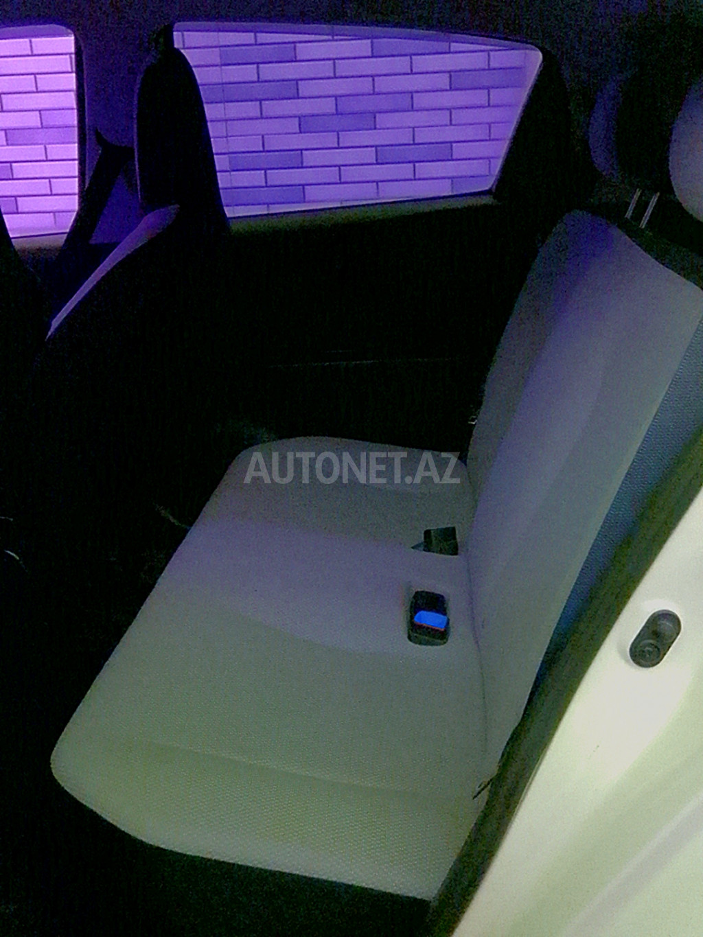 Toyota Vitz 2015