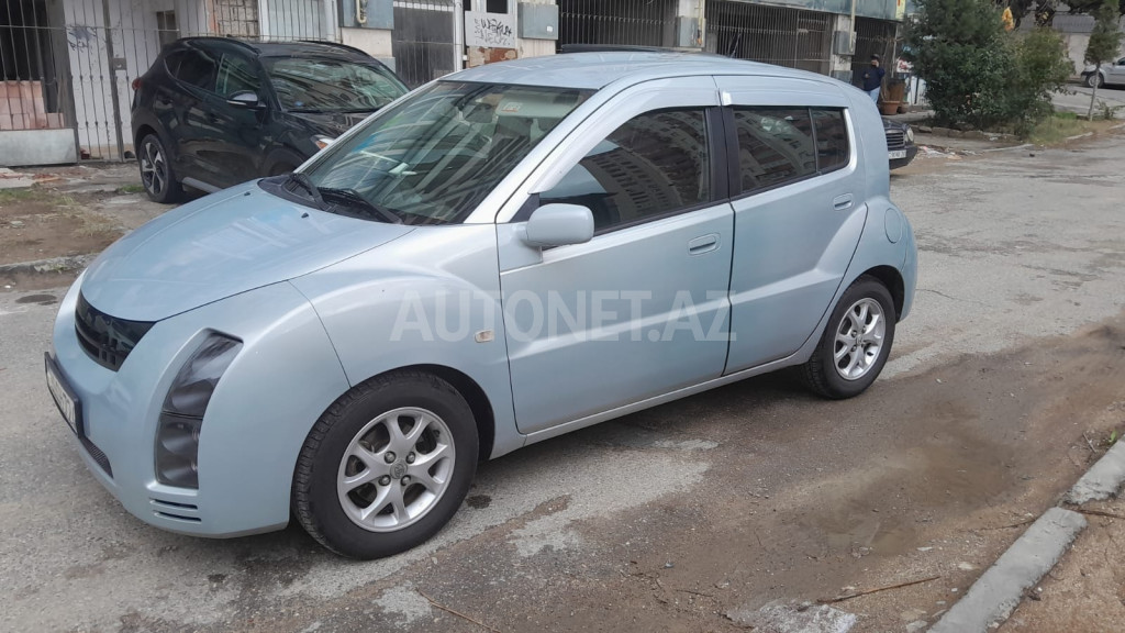 Toyota Yaris 2003