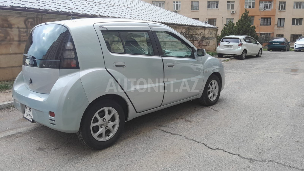 Toyota Yaris 2003