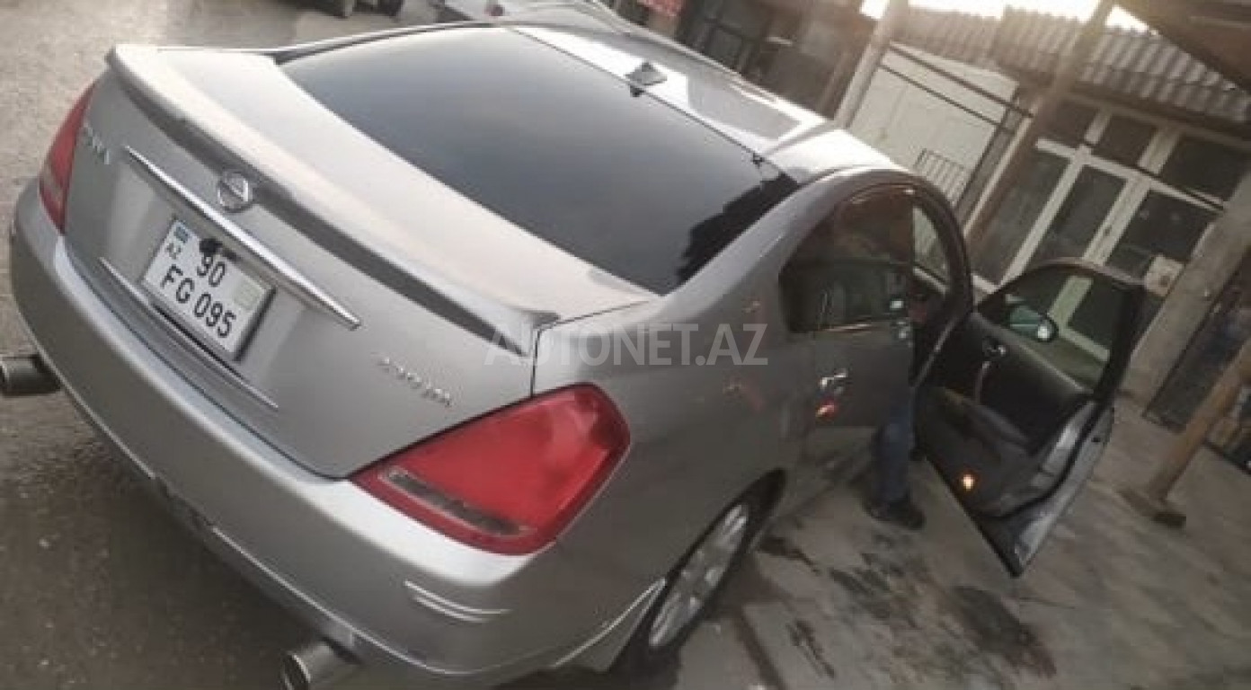 Nissan Teana 2005