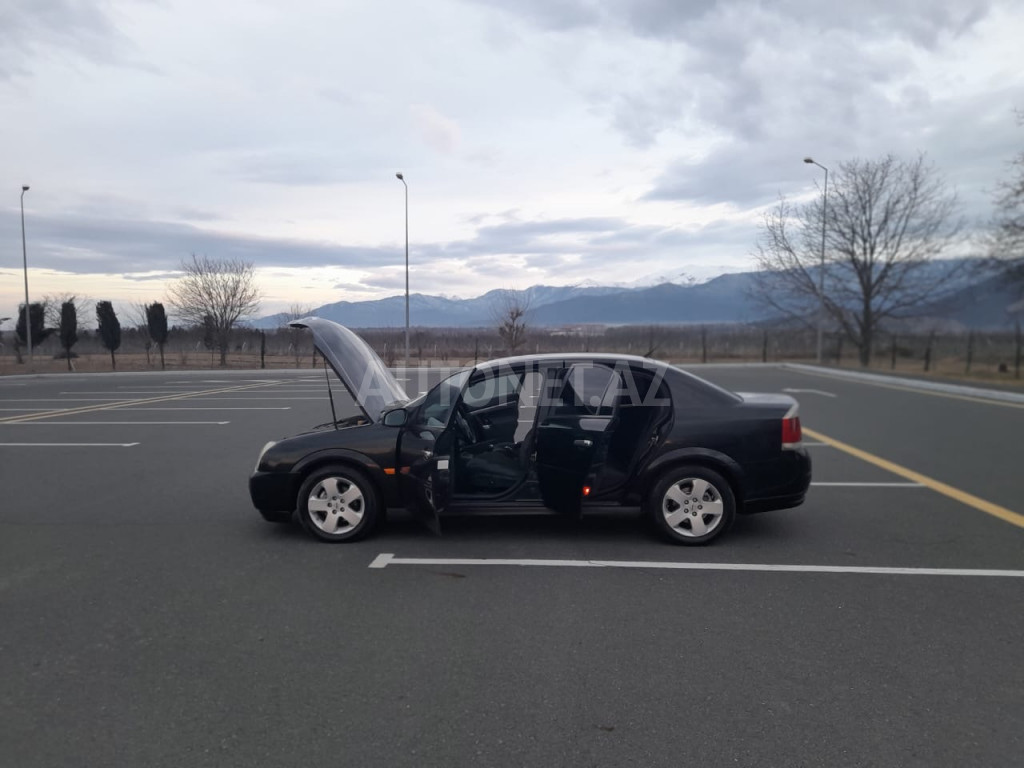 Opel Vectra 2003
