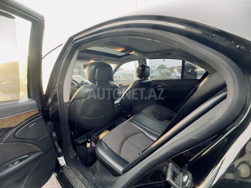 Mercedes E 200 2005