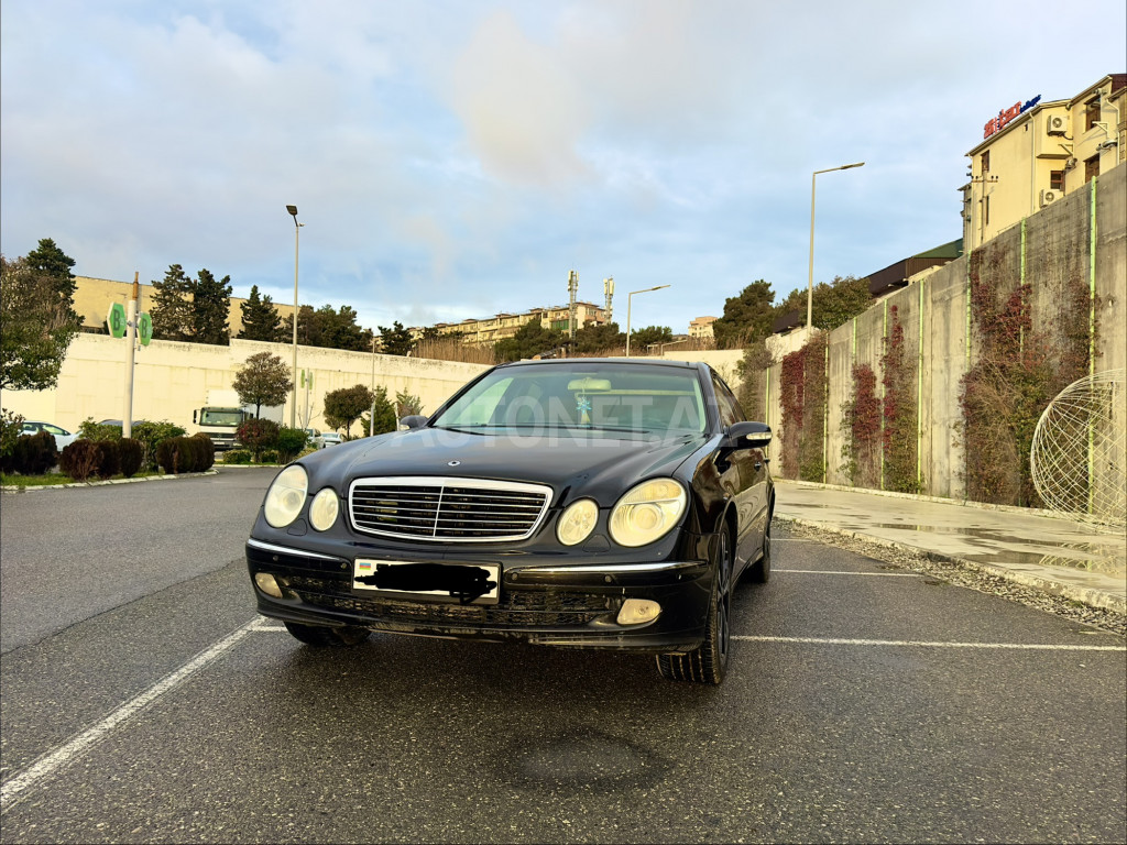 Mercedes E 200 2005