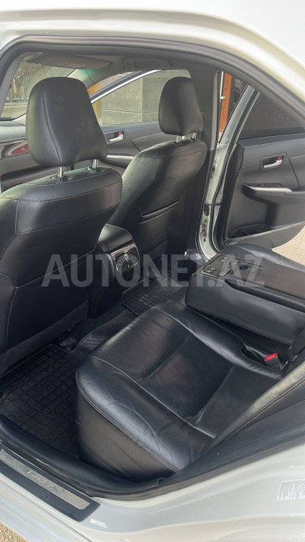 Toyota Camry 2014