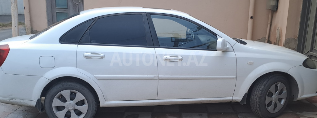 Daewoo Gentra 2014
