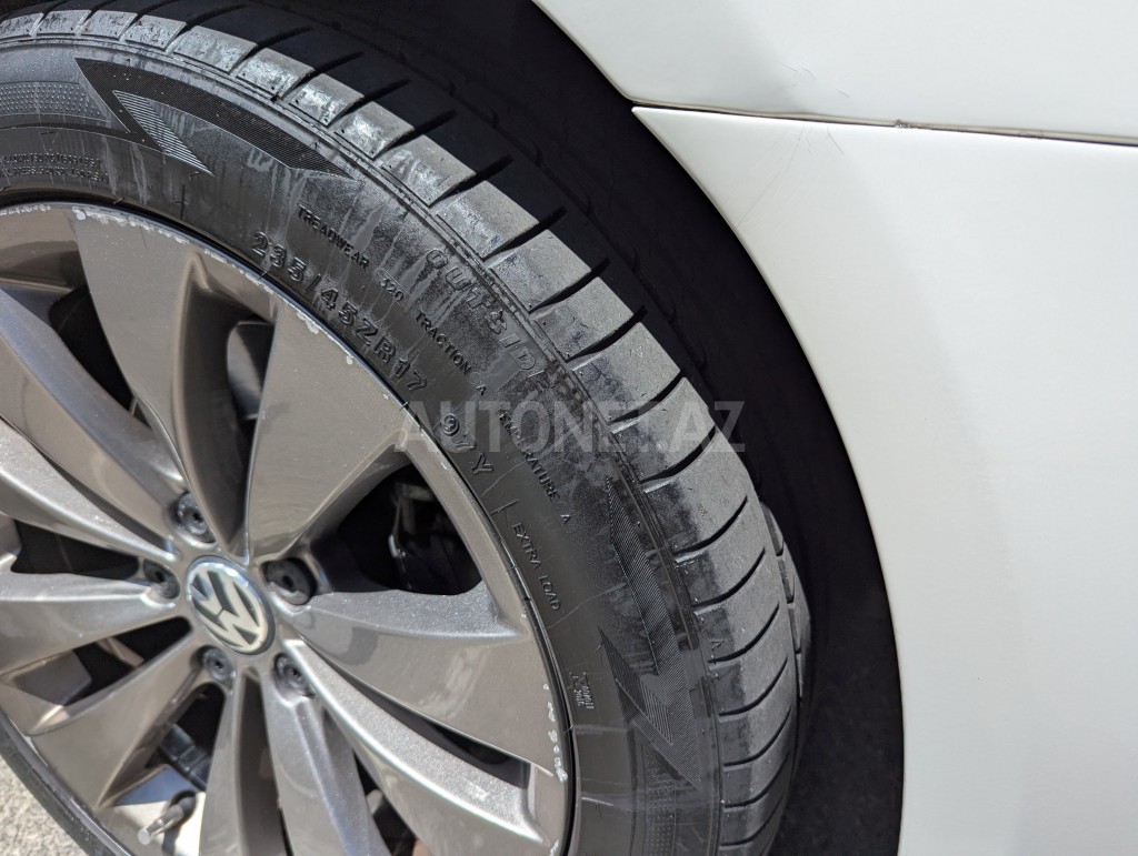 Volkswagen Passat CC 2012