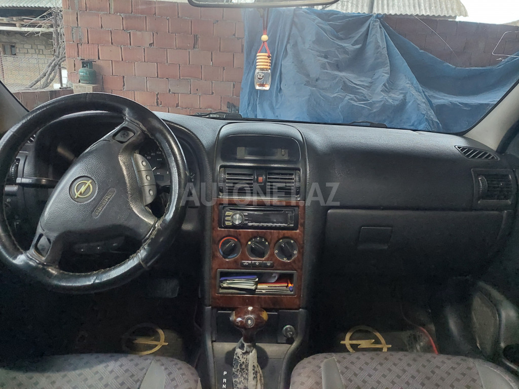 Opel Astra 1999