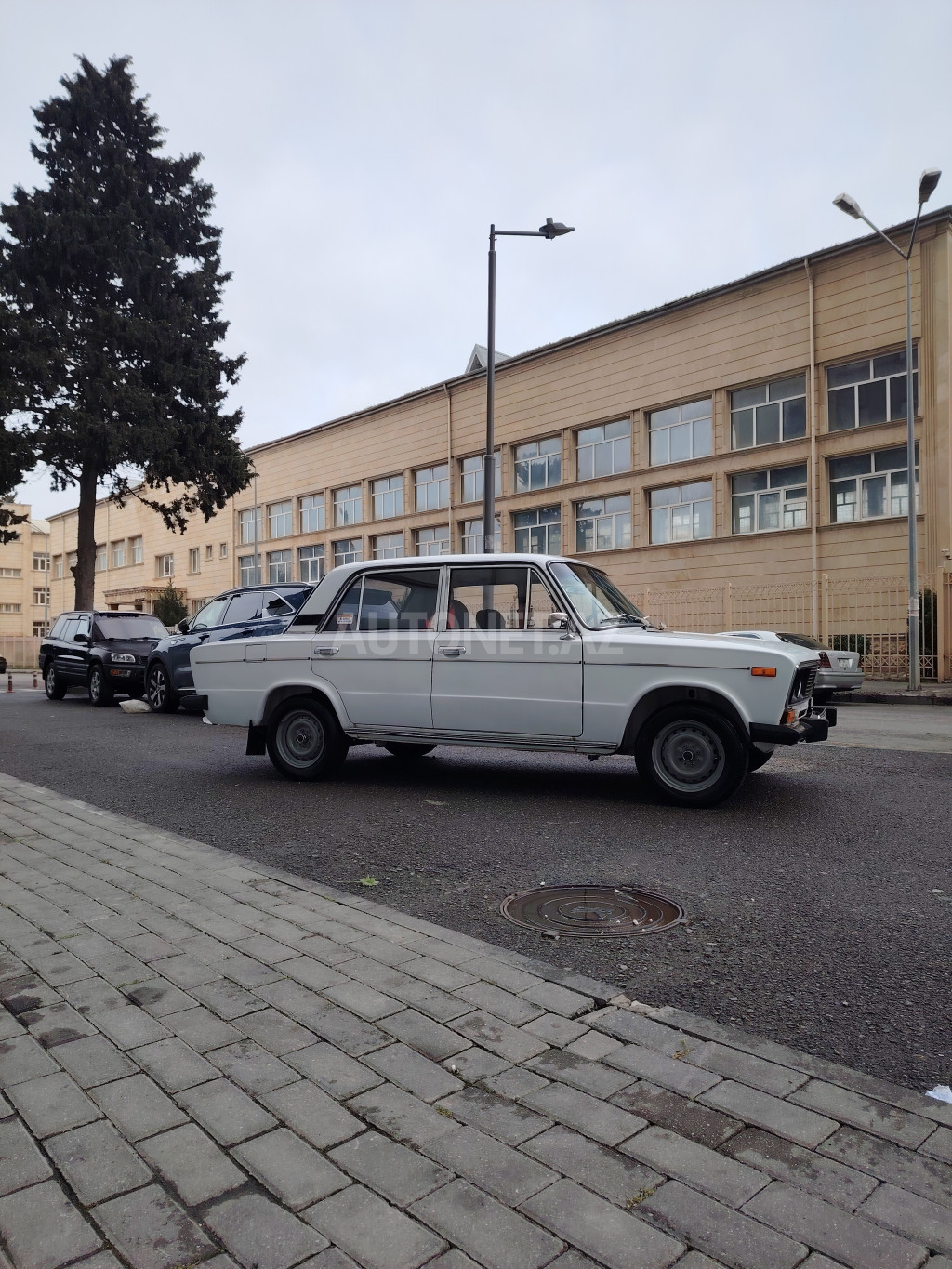 LADA (VAZ) 2106 2000