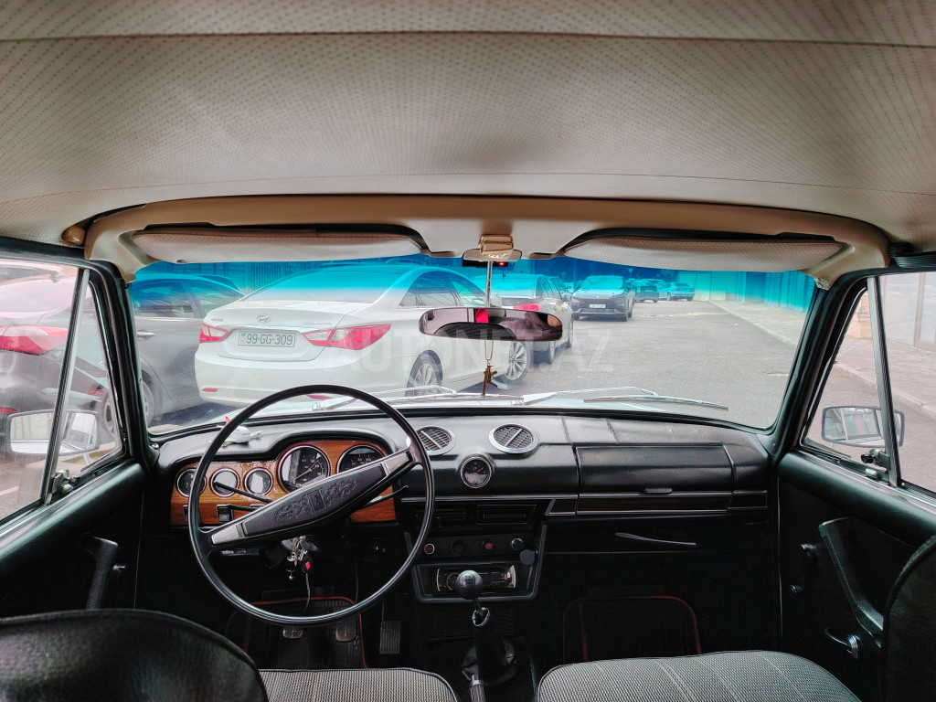 LADA (VAZ) 2106 2000