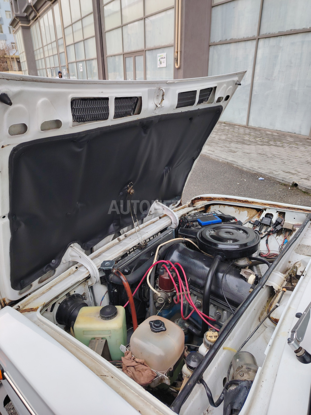 LADA (VAZ) 2106 2000