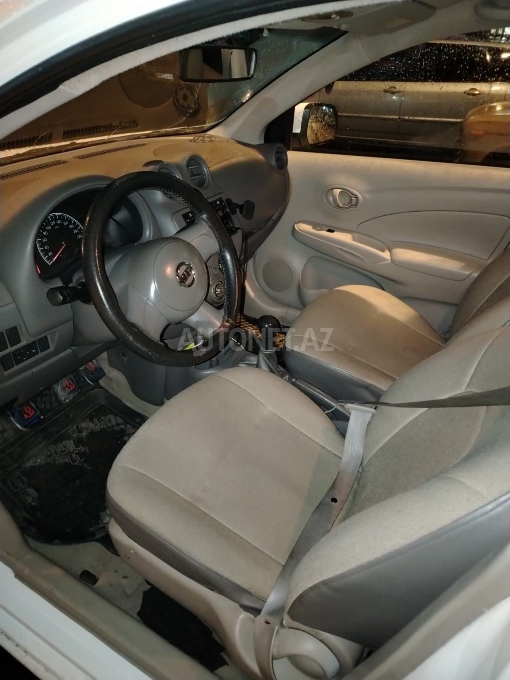 Nissan Sunny 2013