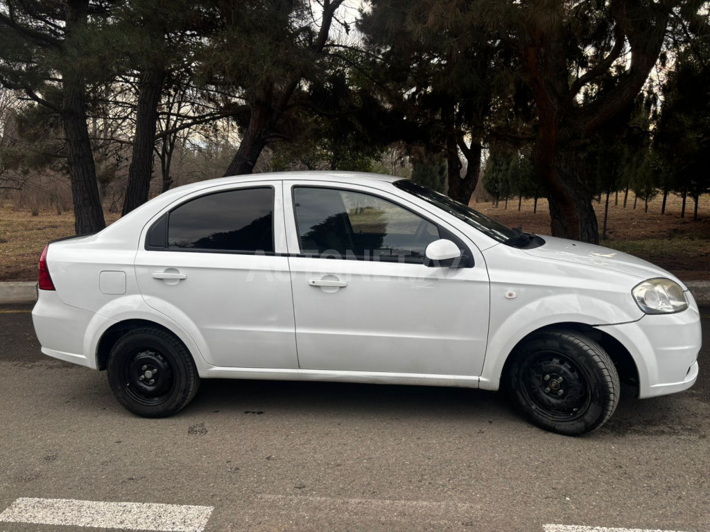 Chevrolet Aveo 2011