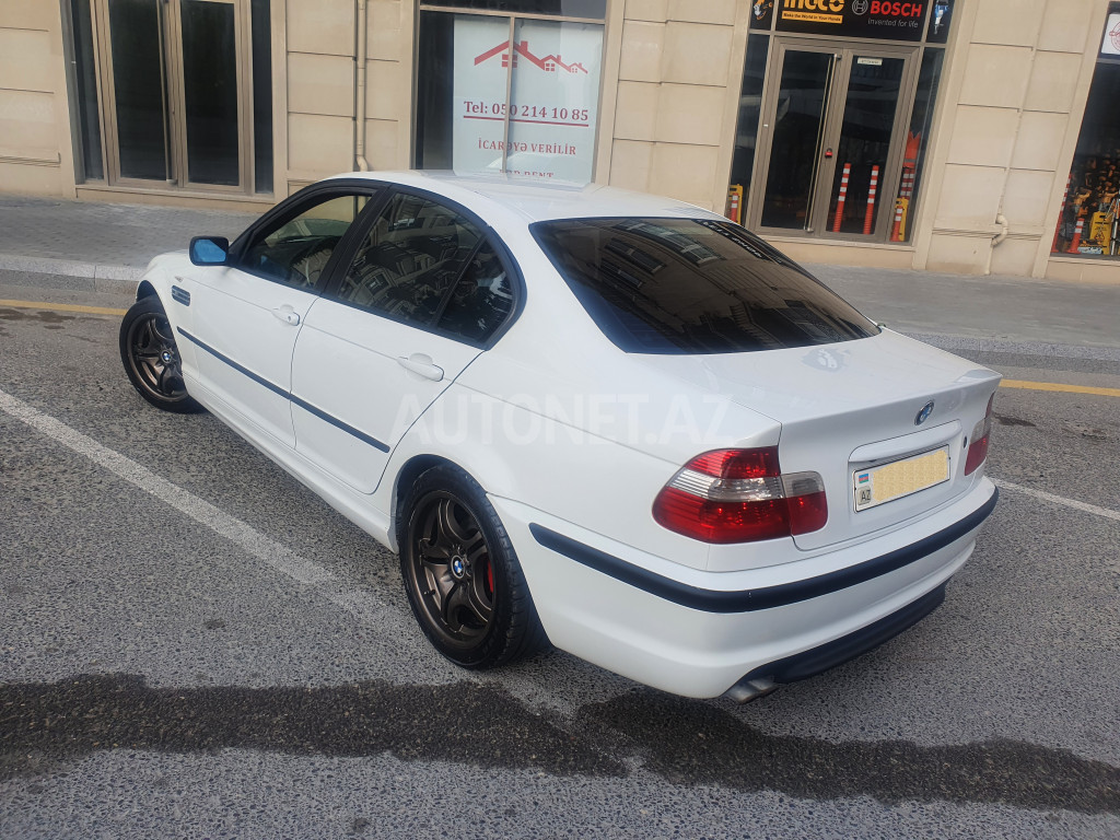 BMW 320 2003