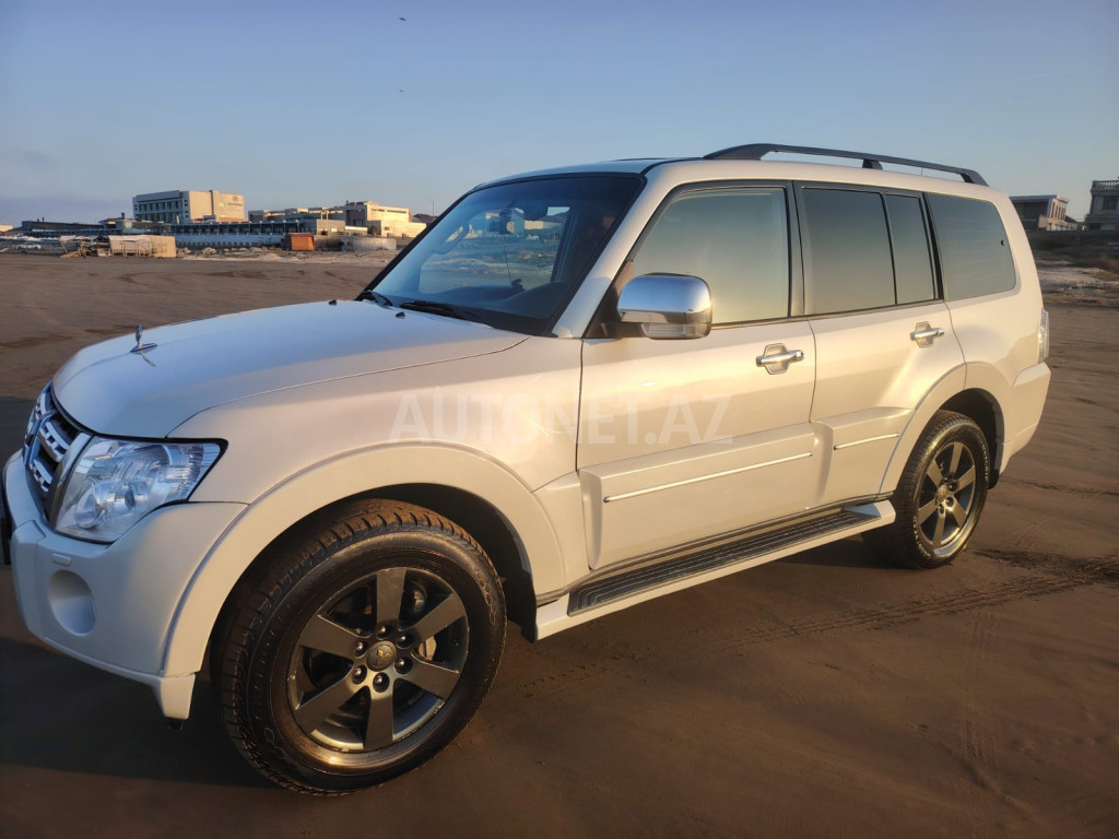 Mitsubishi Pajero 2007