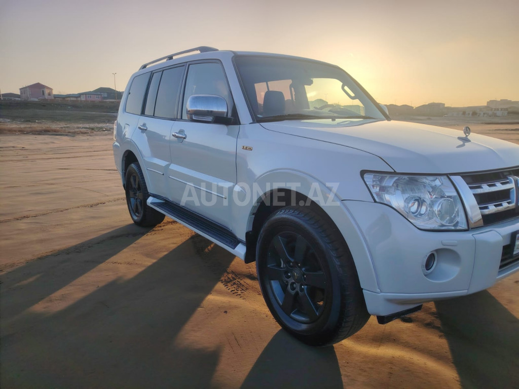 Mitsubishi Pajero 2007