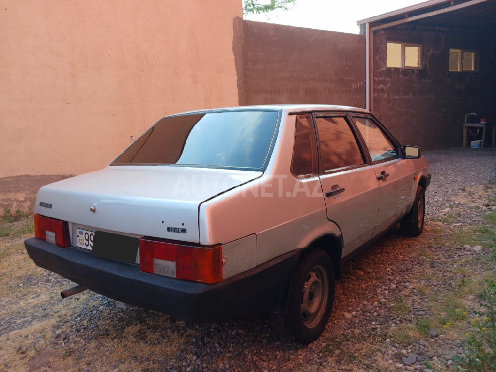 LADA (VAZ) 21099 2003