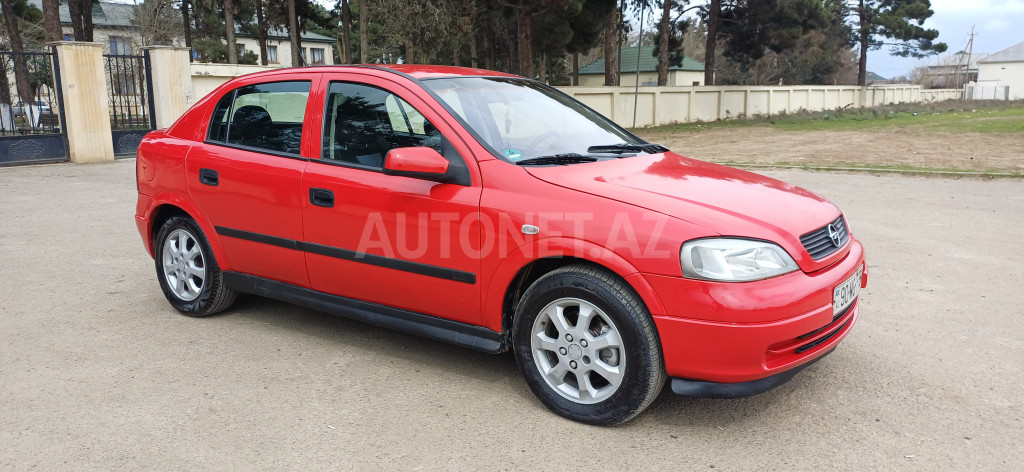 Opel Astra 2000