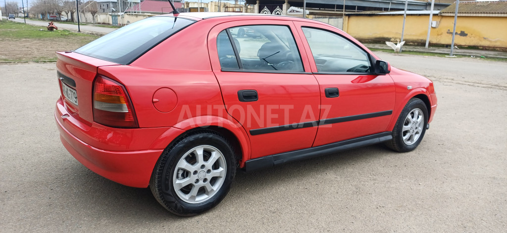 Opel Astra 2000