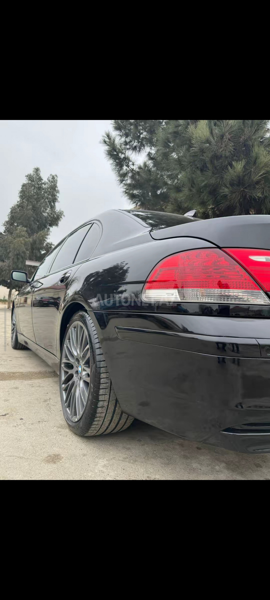 BMW 750 2006