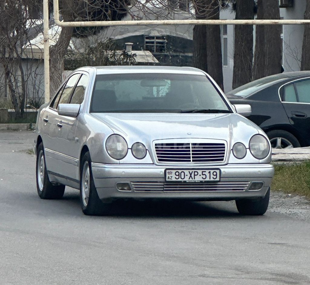 Mercedes E 240 1998