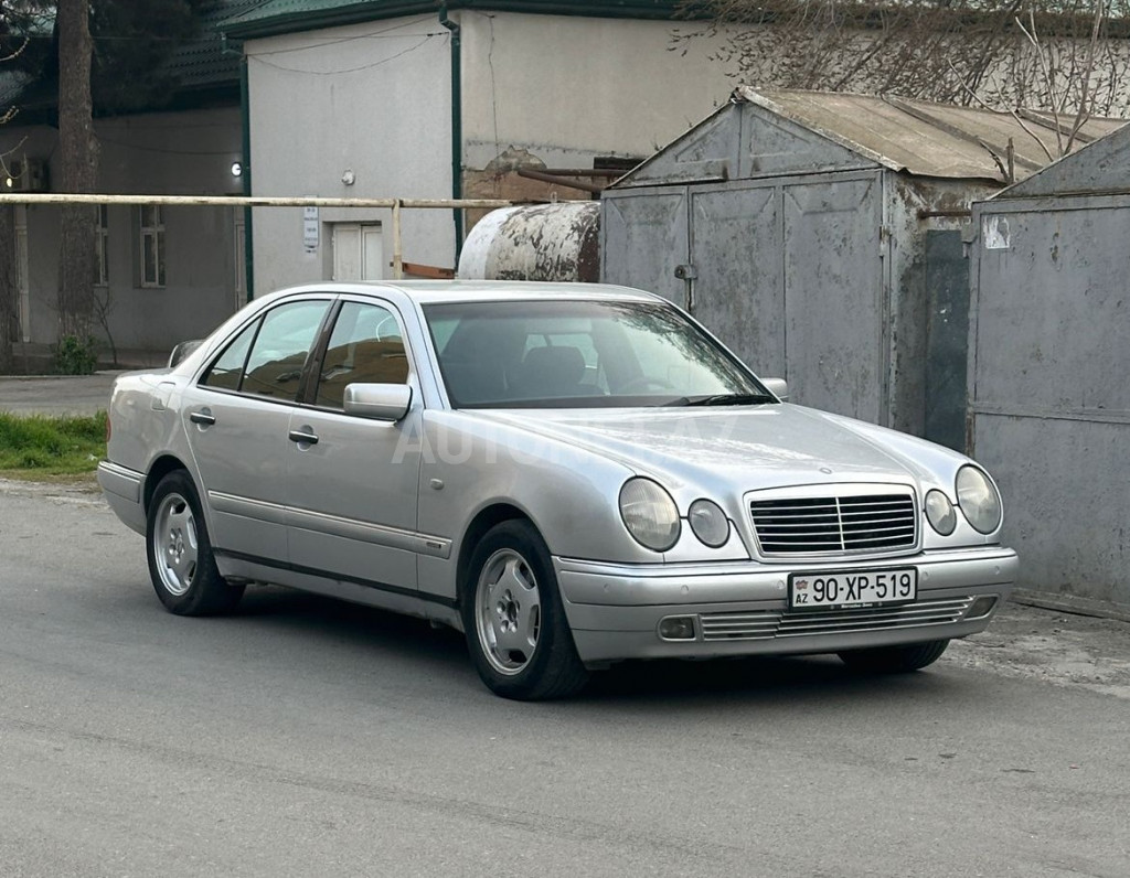 Mercedes E 240 1998