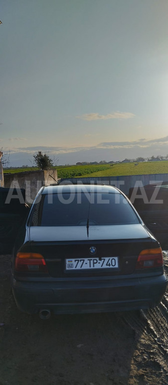 BMW 530 2001