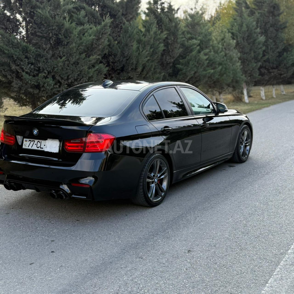 BMW 328 2012