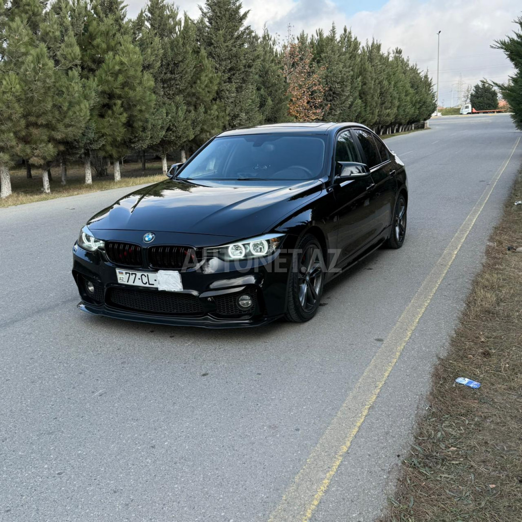 BMW 328 2012