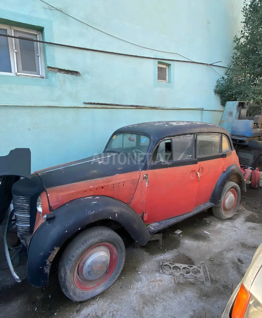 Moskvich 400 1946
