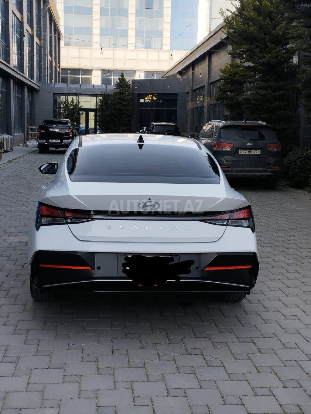 Hyundai Elantra 2024