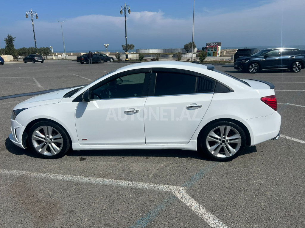 Chevrolet Cruze 2012