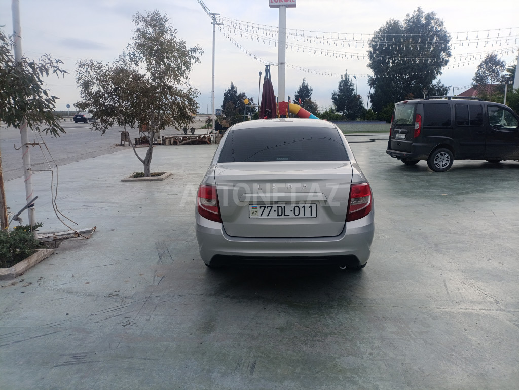 LADA (VAZ) Granta 2018