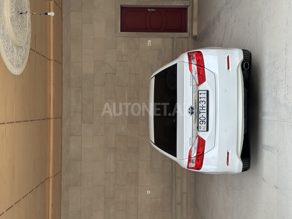 Toyota Camry 2014