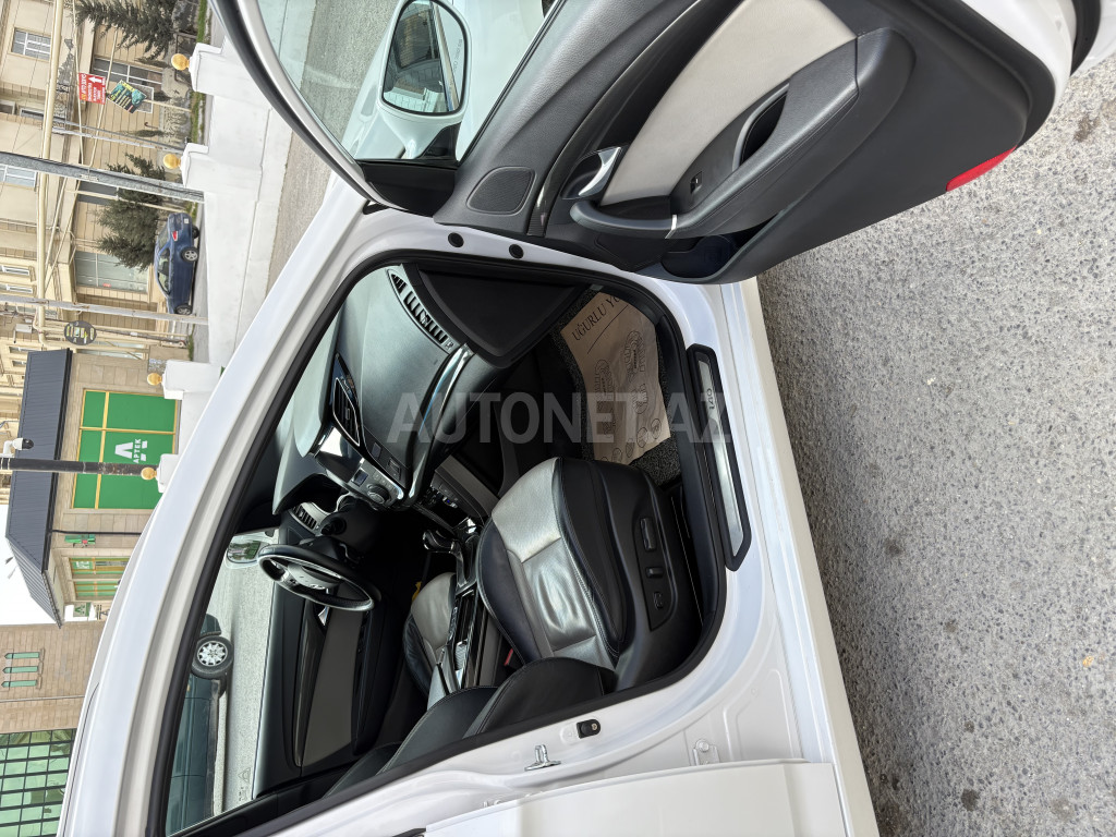 Hyundai i40 2016