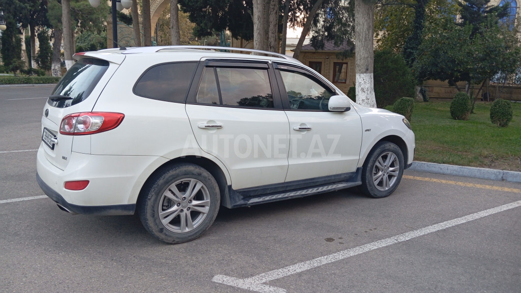 Hyundai Santa Fe 2010