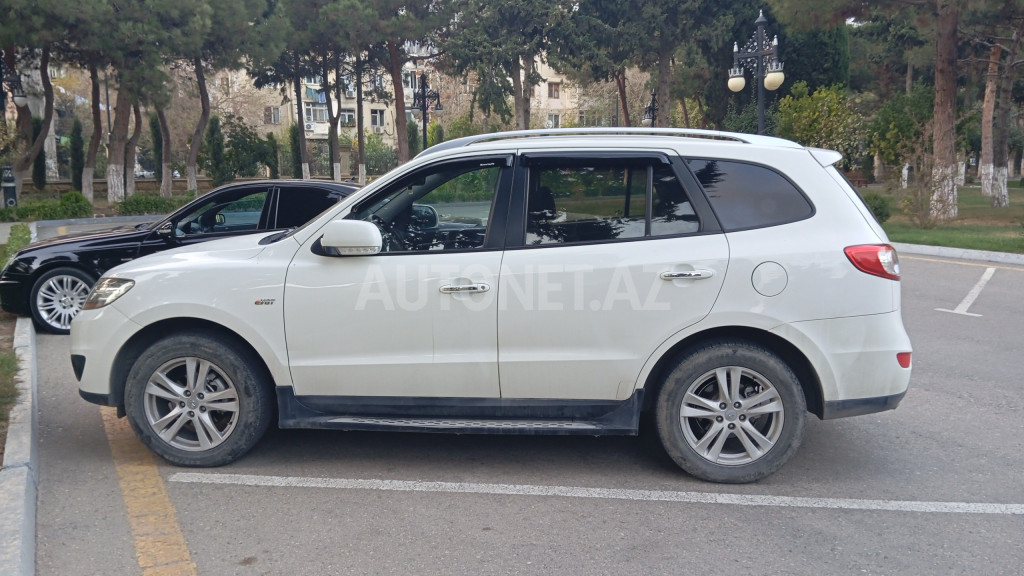 Hyundai Santa Fe 2010