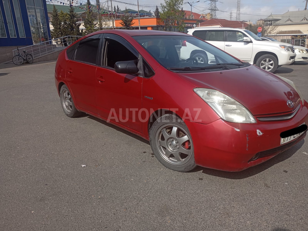 Toyota Prius V 2008