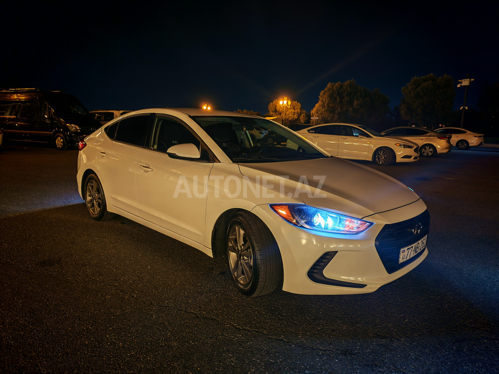 Hyundai Elantra 2018