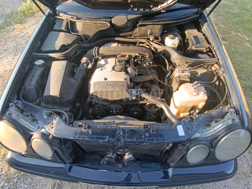 Mercedes E 200 1999