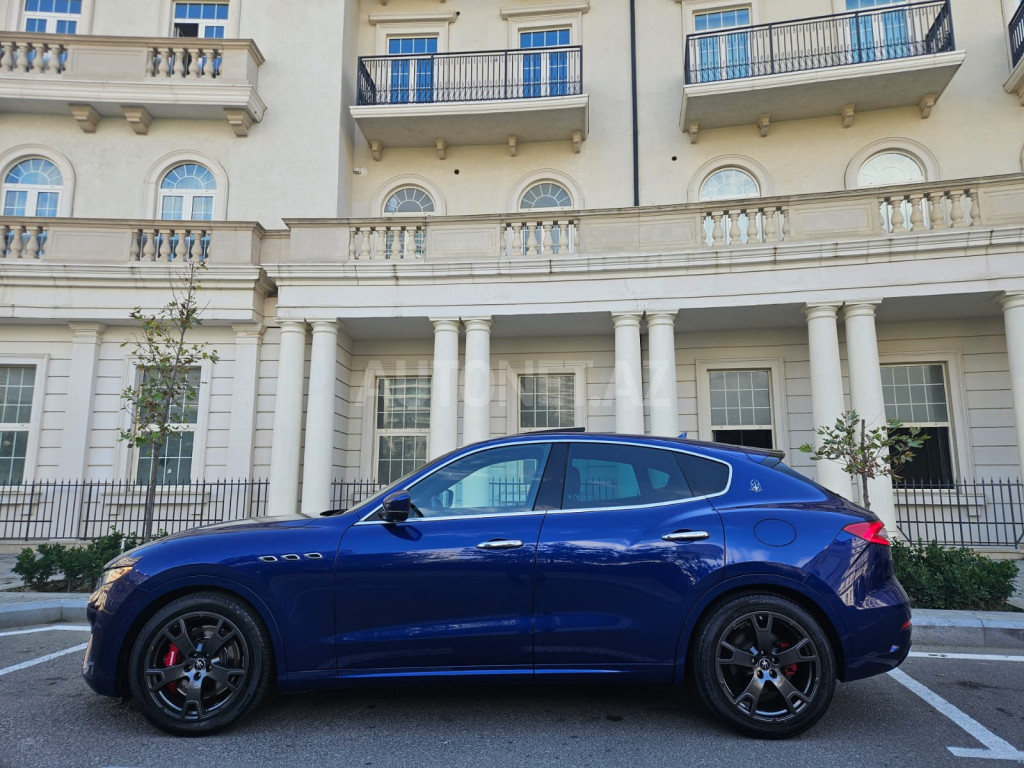 Maserati Levante S 2021