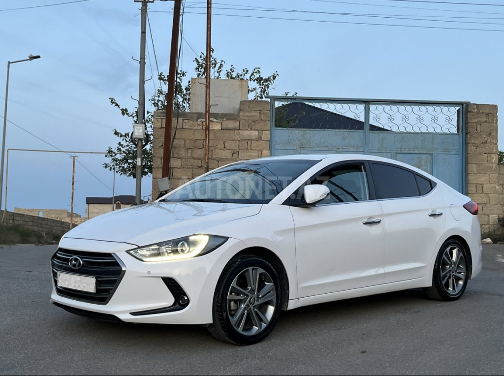 Hyundai Elantra 2018