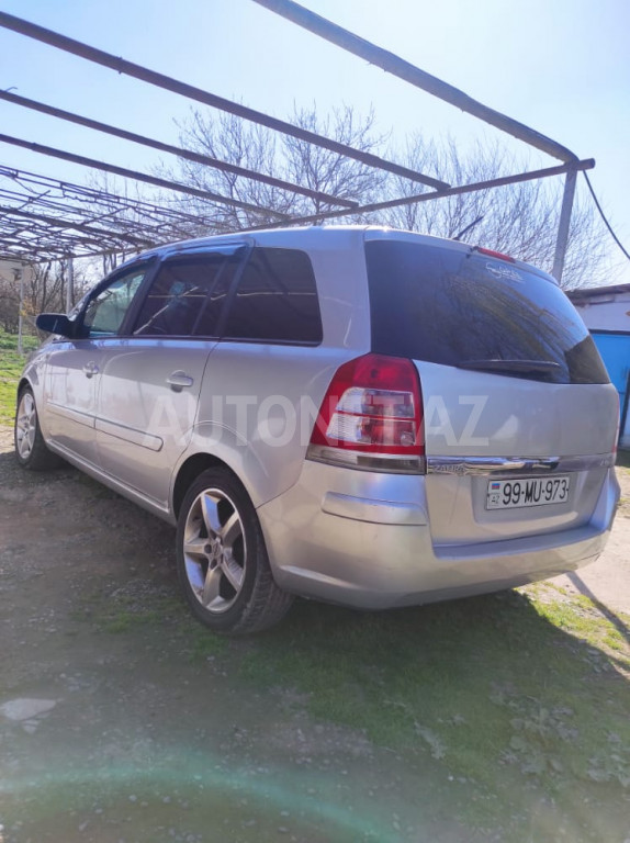 Opel Zafira 2008