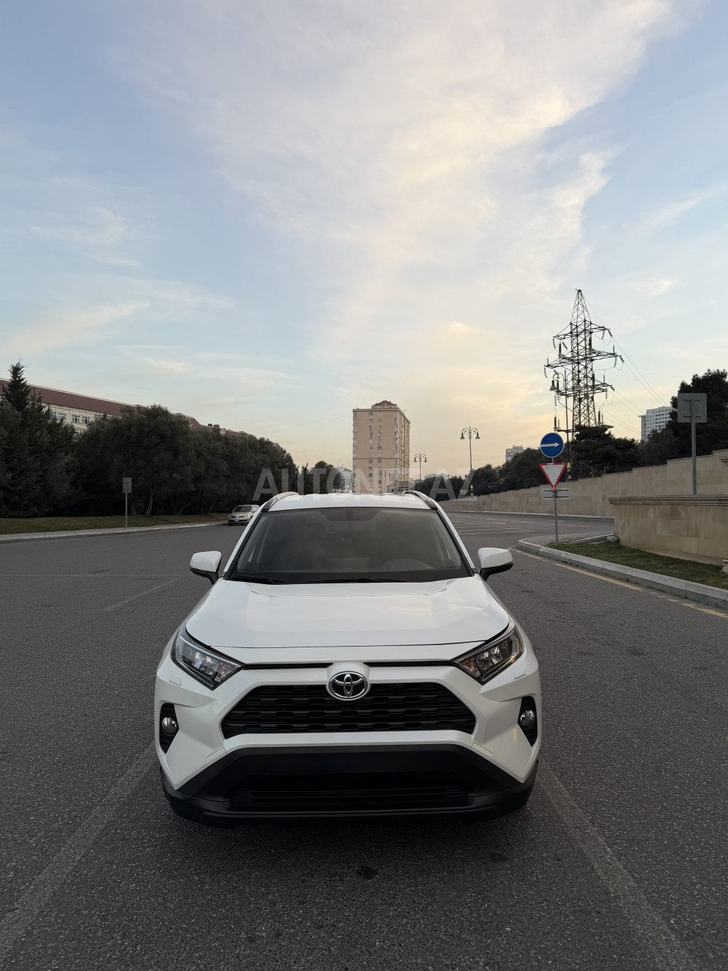 Toyota RAV4 2021