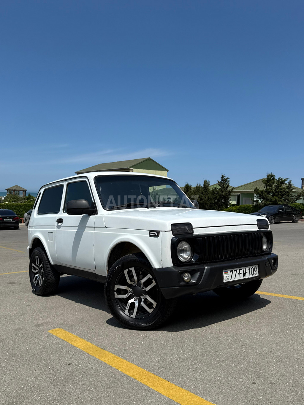 LADA (VAZ) Niva 2012
