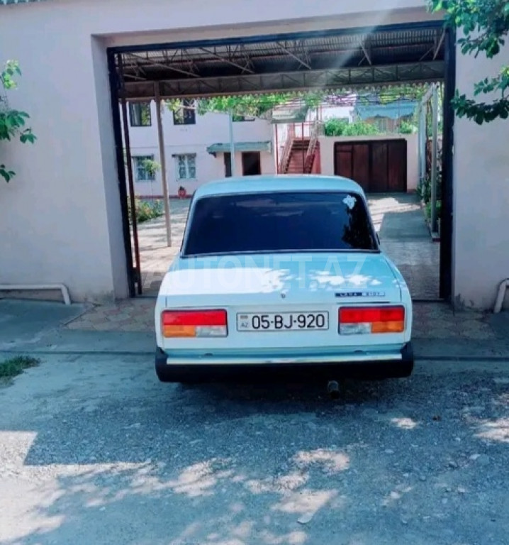 LADA (VAZ) 2107 2009